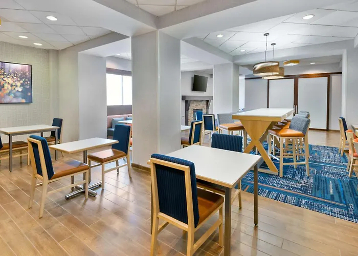 Hampton Inn Charlotte Uptown