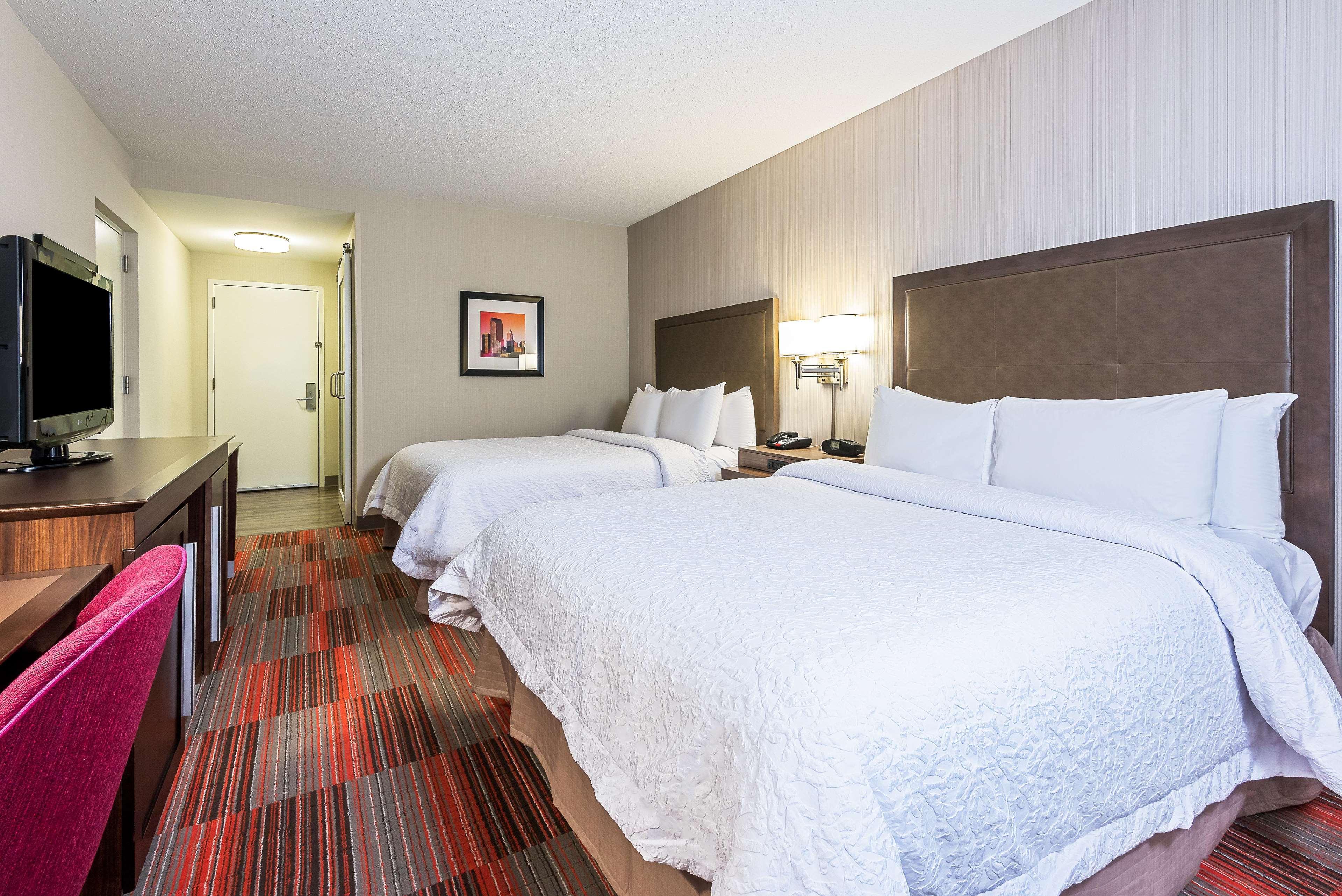 Hampton Uptown Hotel