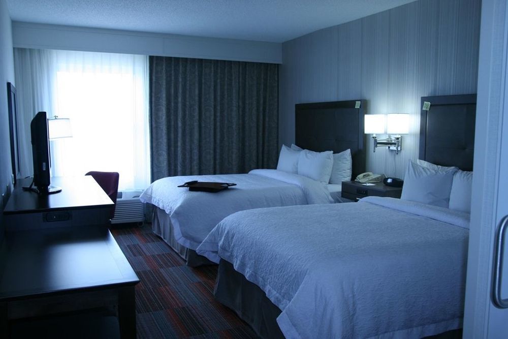 Hotel Hampton Uptown 3*